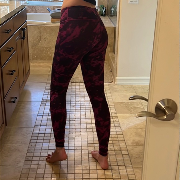 Lululemon Leggings - Picture 4 of 8